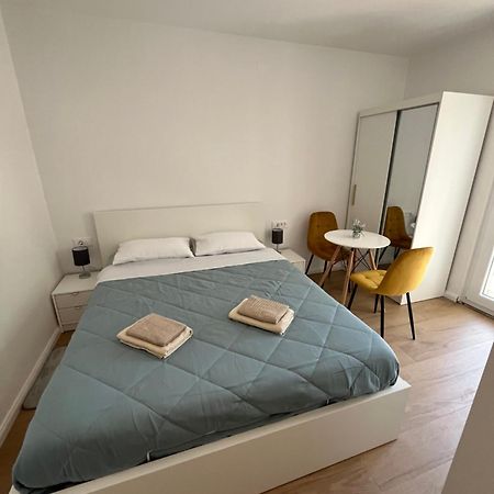 Green Oasis For Two, 30 Meters From Sea Apartment ซาดาร์ ภายนอก รูปภาพ